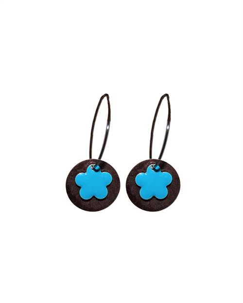 Rustbrune øreringe med blå blomster