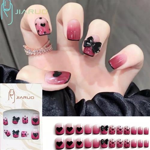 Kunstige negle, press on nails, sorte hjerter