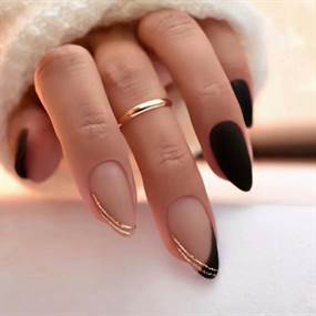 Almond-shaped press on negle i nude & sort design