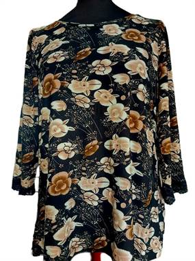 Blomstret bluse med 3/4-ærmer – Cha Cha