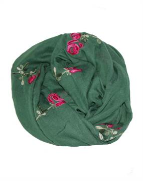 Grønt tørklæde med broderede roser